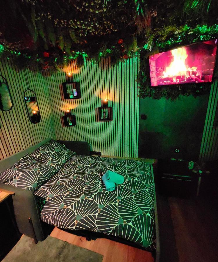 Jungle House Avec Jacuzzi A 10 Min De Disneyland -Taille Chambre- Conde-Sainte-Libiaire Extérieur photo