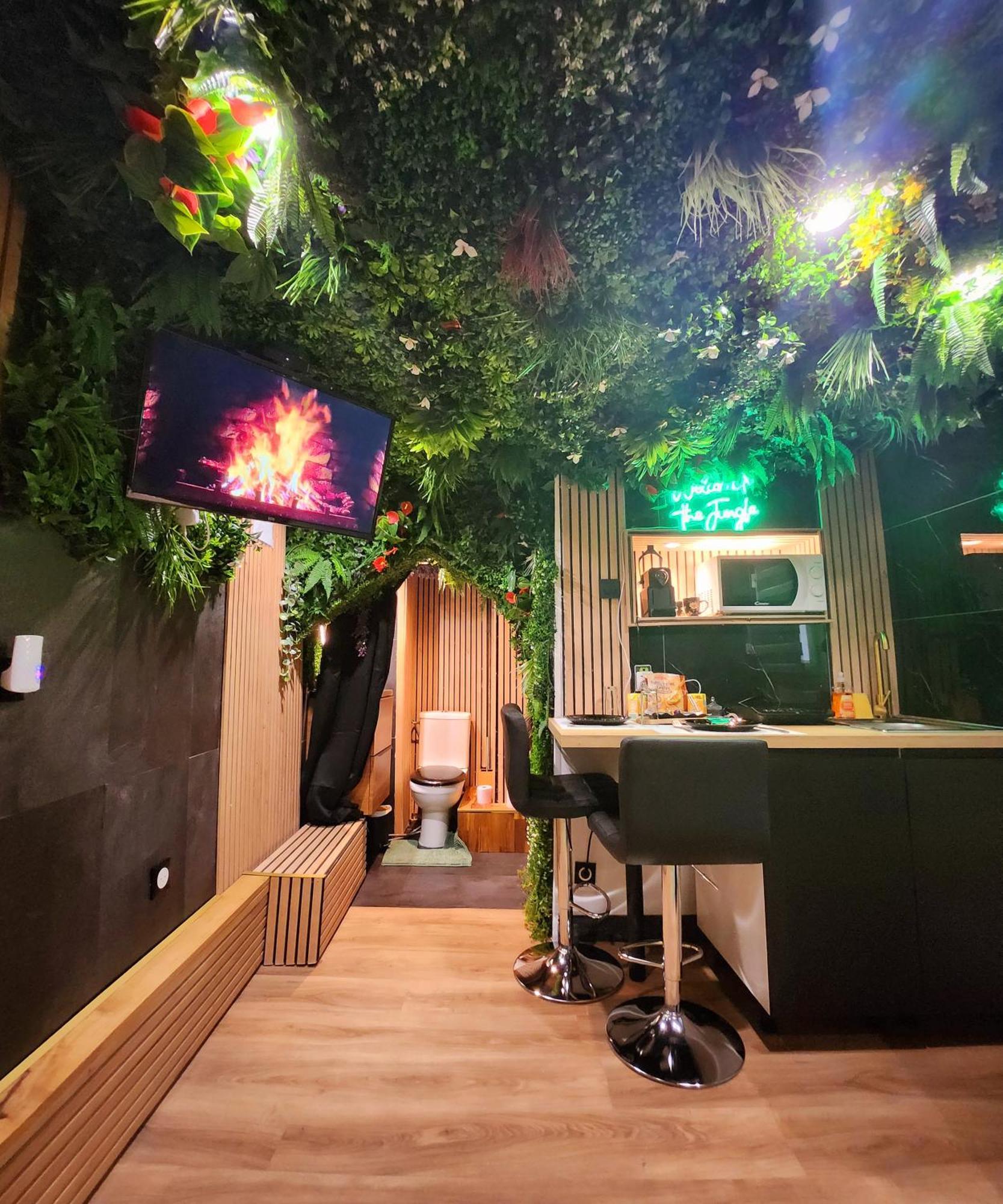 Jungle House Avec Jacuzzi A 10 Min De Disneyland -Taille Chambre- Conde-Sainte-Libiaire Extérieur photo